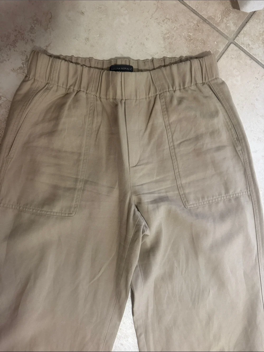 Banana Republic Women’s Pants in Light Brown - Picture 2 of 8